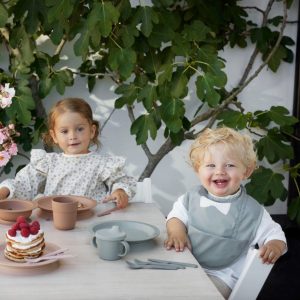 podbradnjak-s-rukavima-bebe1